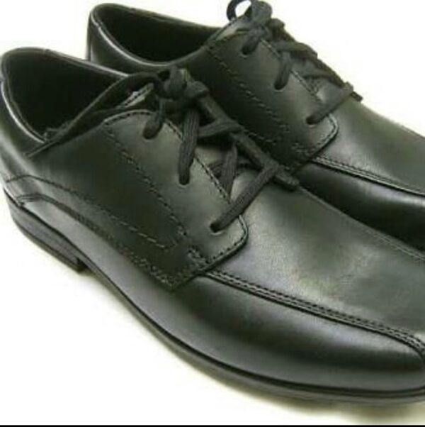 CLARKS BIG BOYS BOOTLEG  SCHOOL SHOE LACE UP .