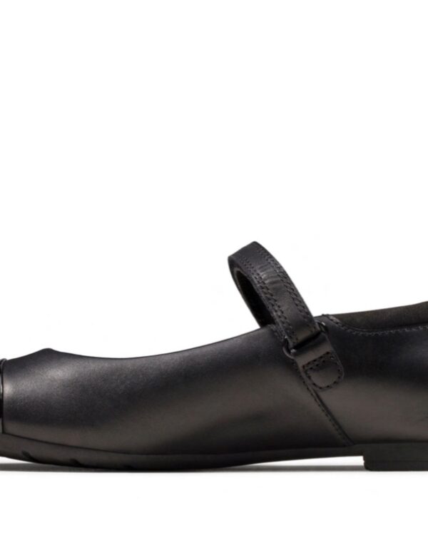 Clark’s Scala Gem Youth Black Leather